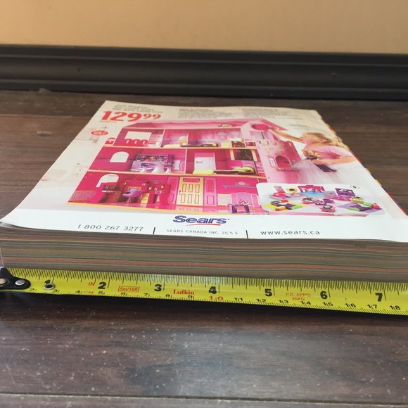 2005 Sears Christmas Wishbook Catalog Canada - Picture 4 of 12